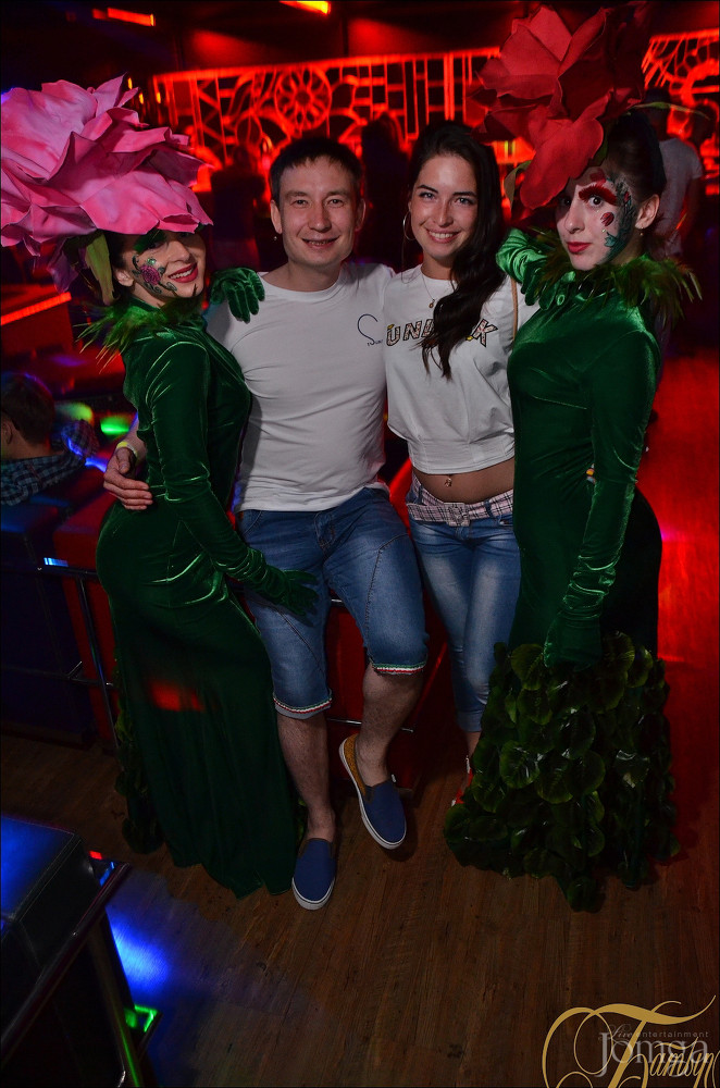 Фотография с FLOWER POWER в Батыр