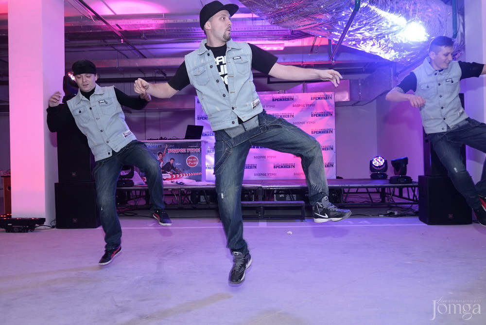 Фотография с Доброе утро! Новый сезон! в Брежнев (FM 90,9)