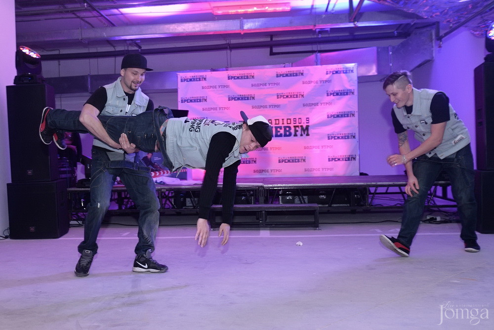 Фотография с Доброе утро! Новый сезон! в Брежнев (FM 90,9)