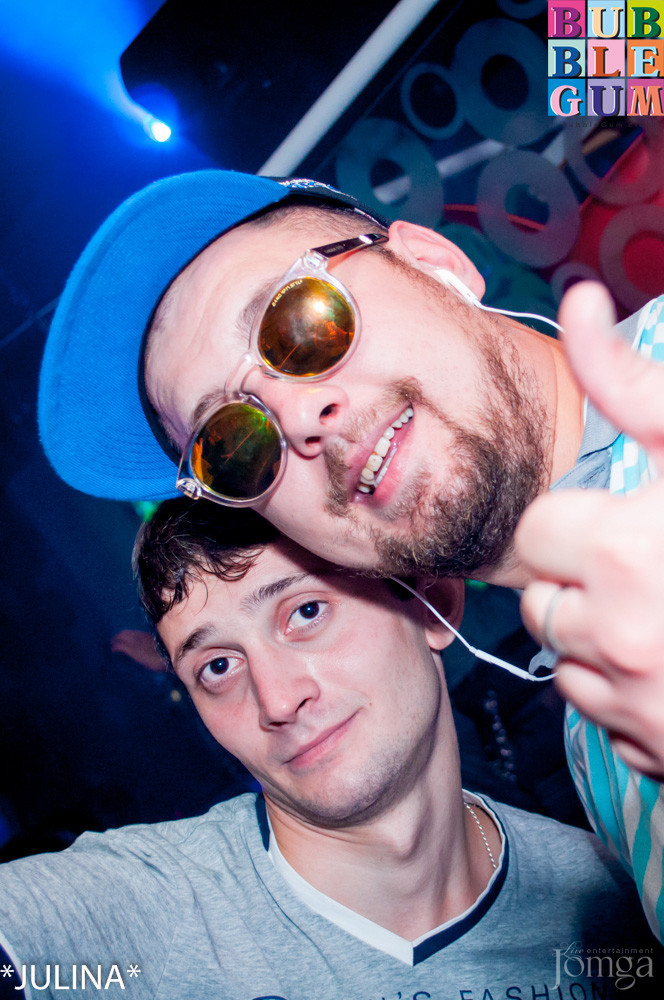 Фотография с "Rocket Queen" в Пятерочка