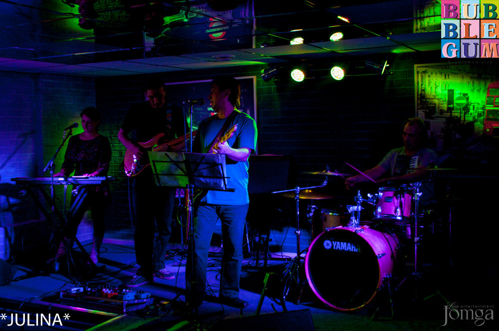 Фотография с "Rocket Queen" в Пятерочка