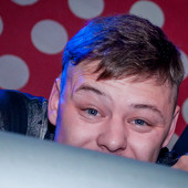 "Rocket Queen" фото 108