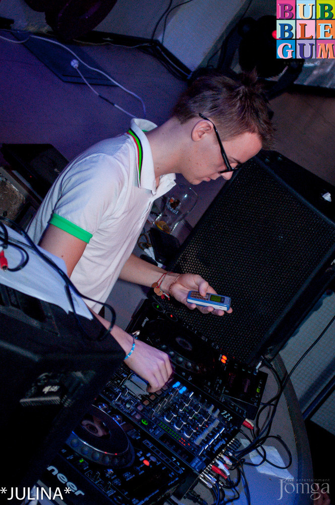 Фотография с  Dance WeekEnd в стиле Wild Wild West в Пятерочка