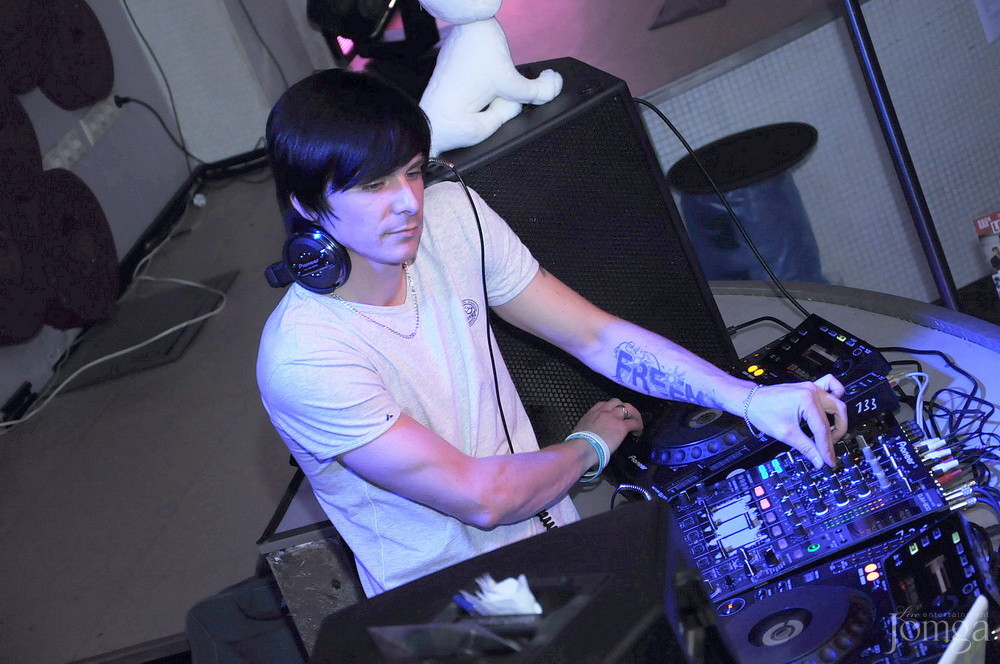 Фотография с DJ LUCKY BIRTHDAY PARTY часть 1 в Пятерочка