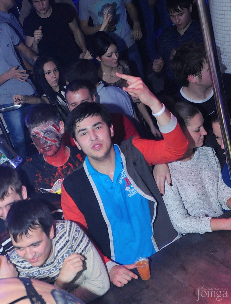 Фотография с Ночь живых мертвецов в Пятерочка