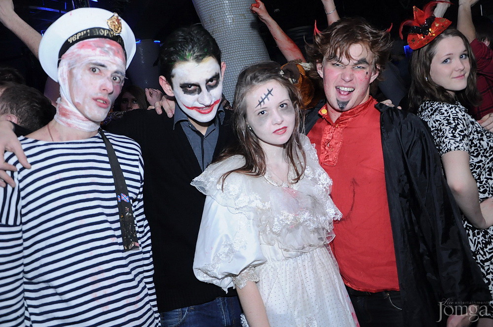 Фотография с Ночь живых мертвецов в Пятерочка