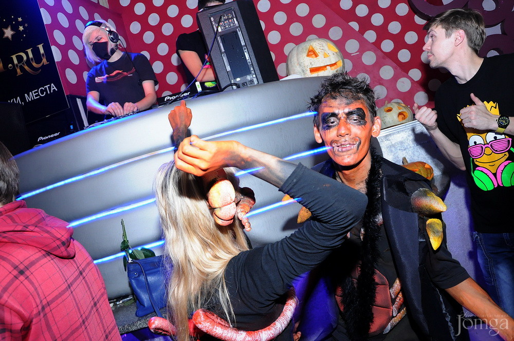 Фотография с Ночь живых мертвецов в Пятерочка