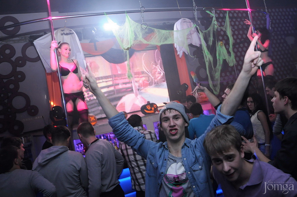 Фотография с Ночь живых мертвецов в Пятерочка