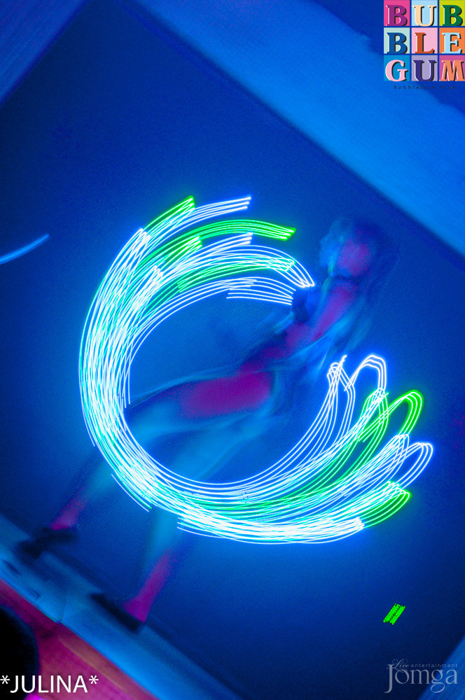 Фотография с Световое шоу Celebrity Show в Пятерочка