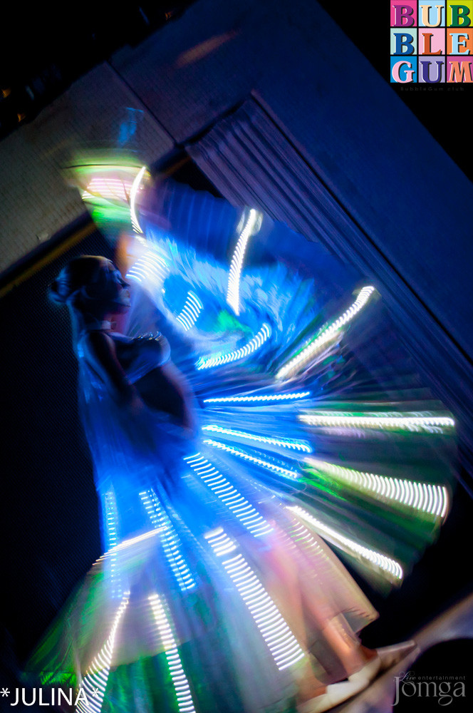 Фотография с Световое шоу Celebrity Show в Пятерочка