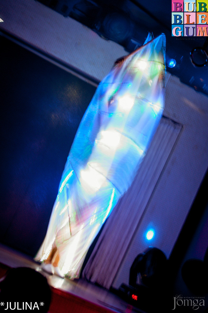 Фотография с Световое шоу Celebrity Show в Пятерочка