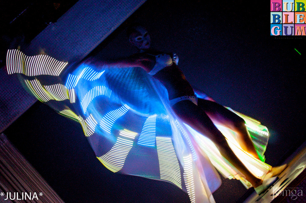 Фотография с Световое шоу Celebrity Show в Пятерочка