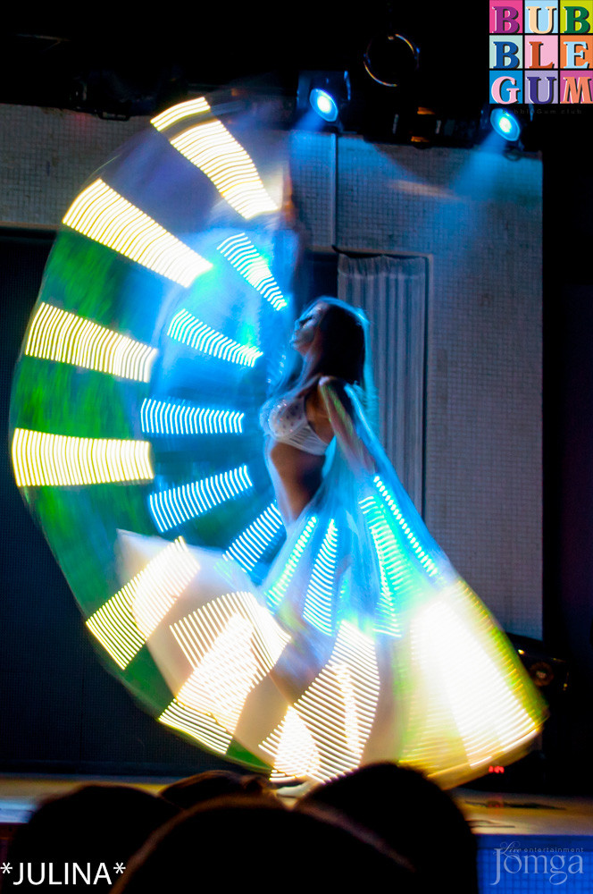 Фотография с Световое шоу Celebrity Show в Пятерочка