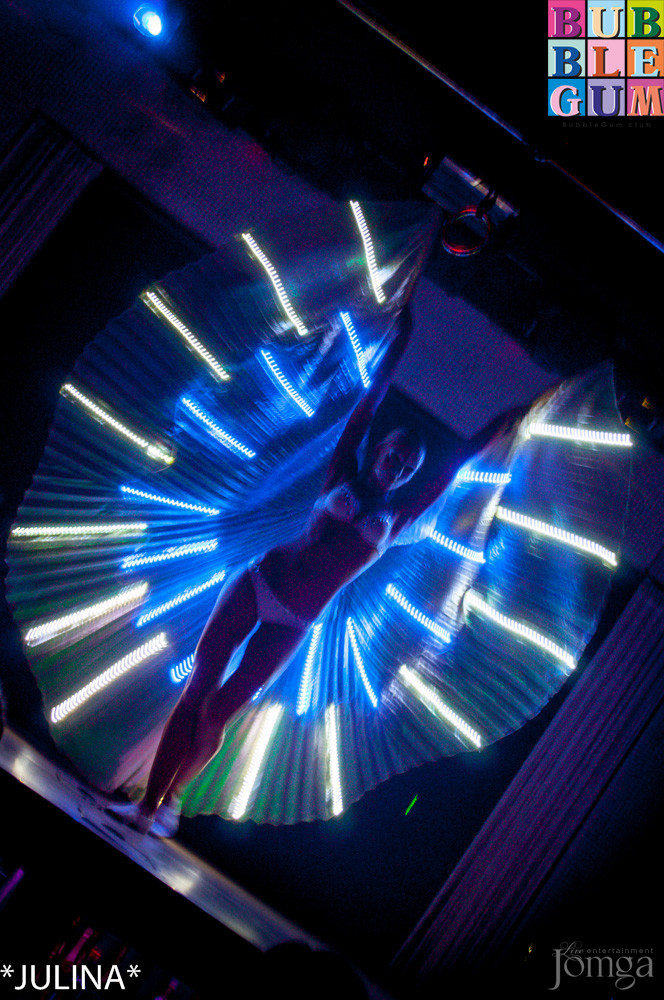 Фотография с Световое шоу Celebrity Show в Пятерочка