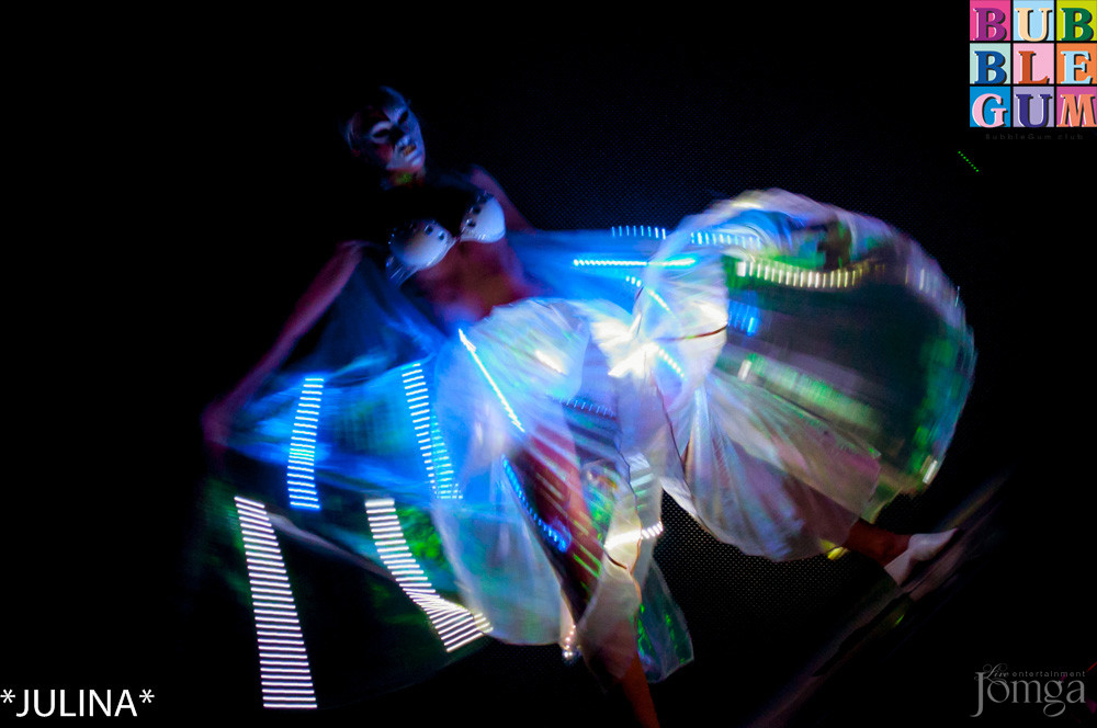 Фотография с Световое шоу Celebrity Show в Пятерочка