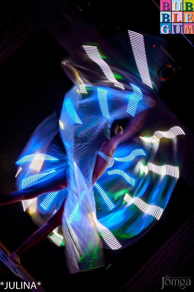 Фотография с Световое шоу Celebrity Show в Пятерочка