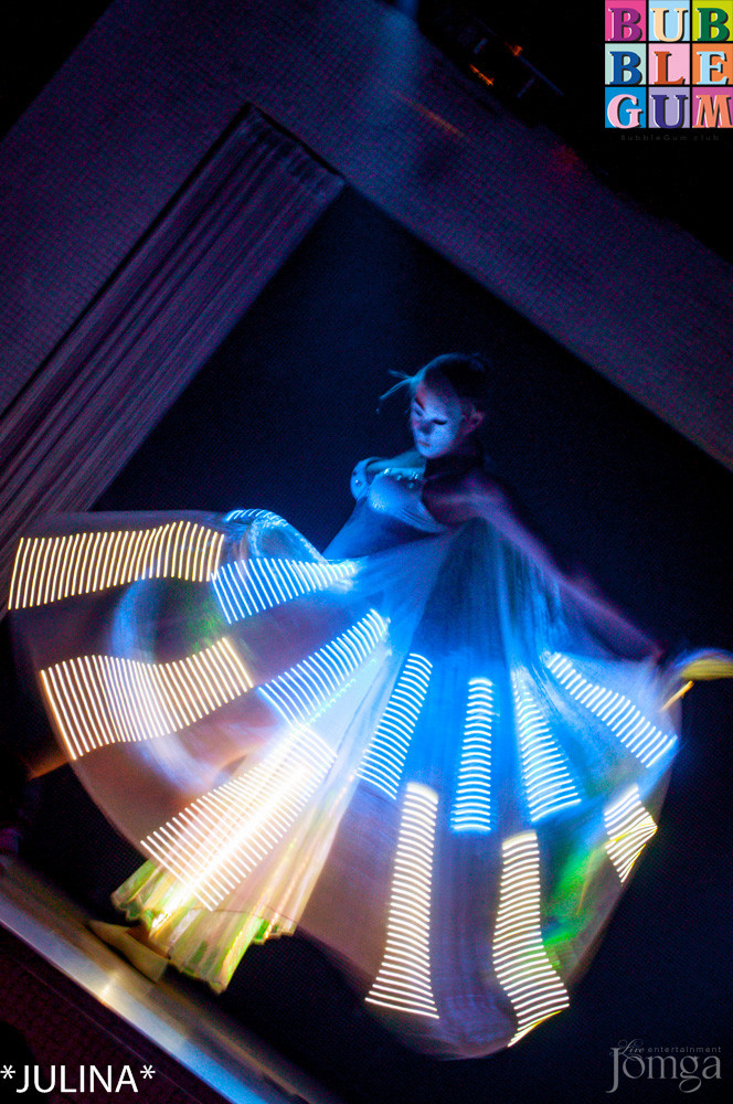 Фотография с Световое шоу Celebrity Show в Пятерочка