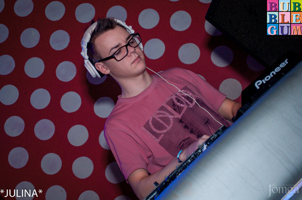 Фотография с Рenthouse Dj Toshie в Пятерочка