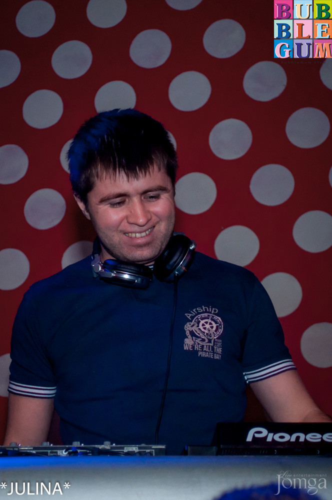 Фотография с Рenthouse Dj Toshie в Пятерочка