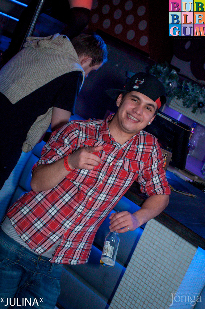 Фотография с Дискотека 90-х в Пятерочка