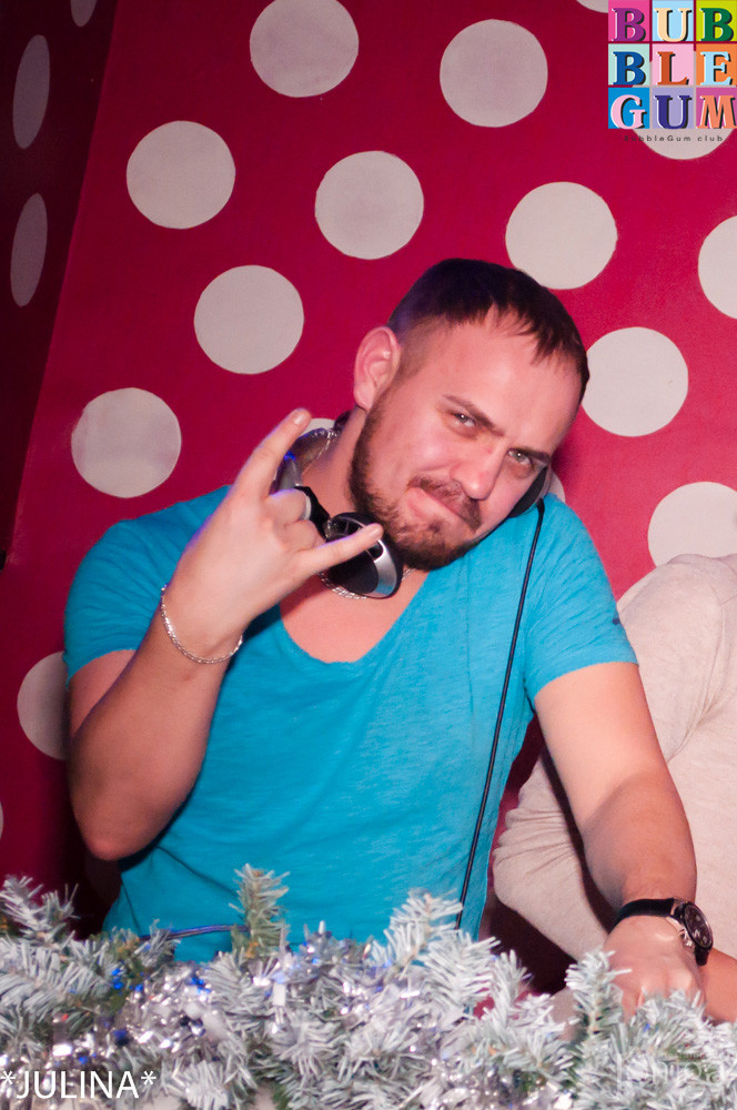 Фотография с Дискотека 90-х в Пятерочка