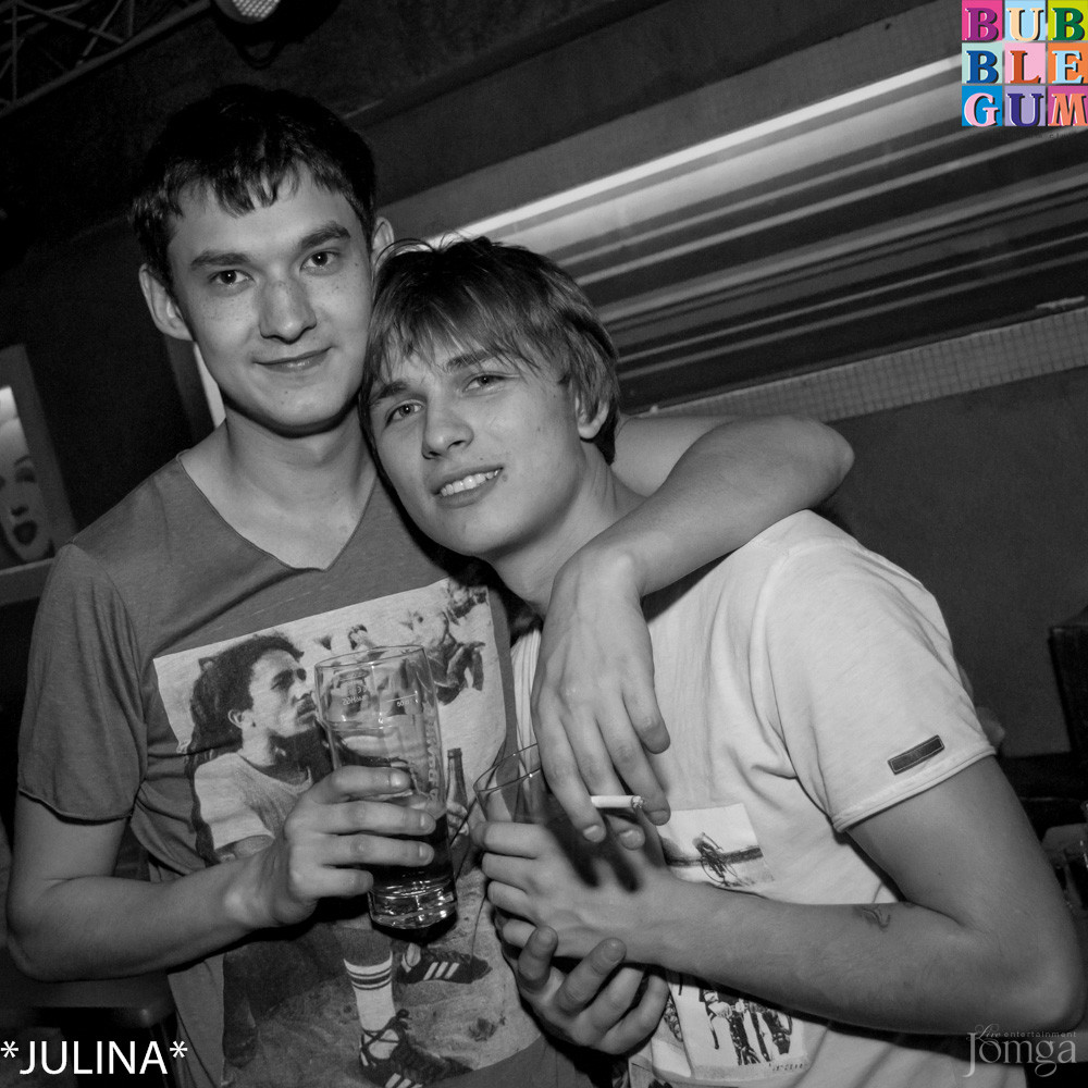 Фотография с Мокрая майка & Пивные бои в Пятерочка