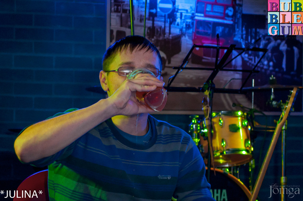 Фотография с Пивные бои & Мокрая майка в Пятерочка