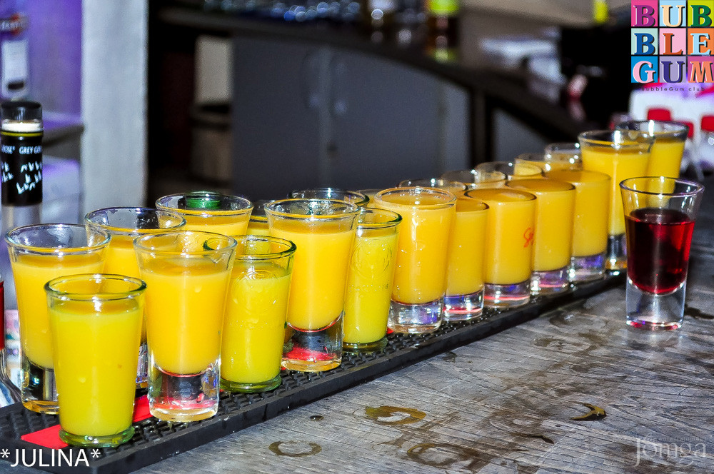 Фотография с Пивные бои & Мокрая майка в Пятерочка