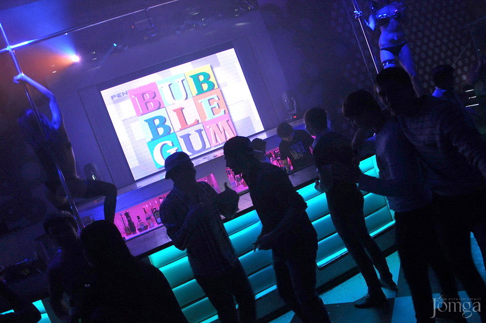 Фотография с PENTHOUSE в Пятерочка