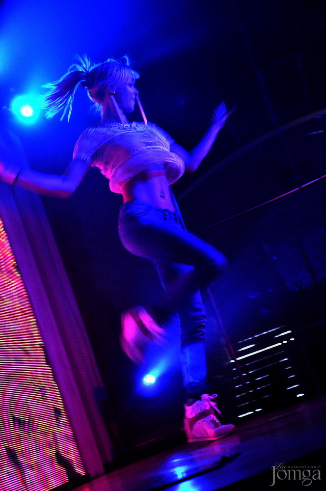 Фотография с Мокрая майка в Пятерочка