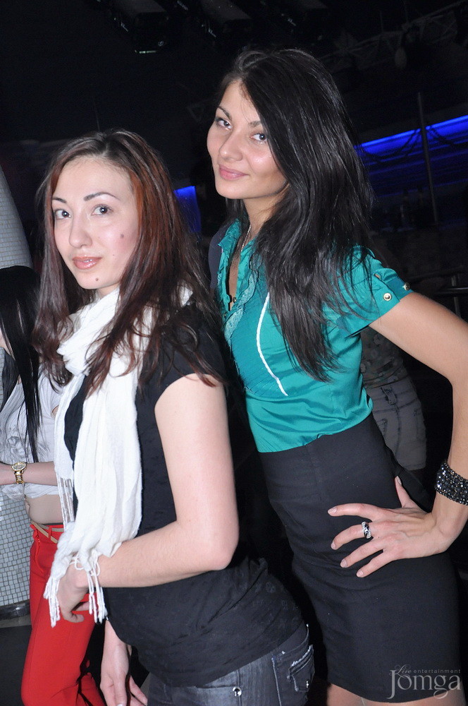 Фотография с Мокрая майка в Пятерочка