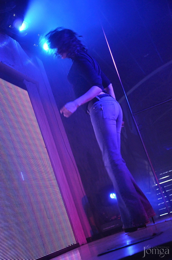 Фотография с Мокрая майка в Пятерочка