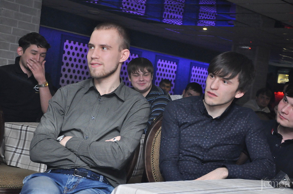 Фотография с Мокрая майка в Пятерочка