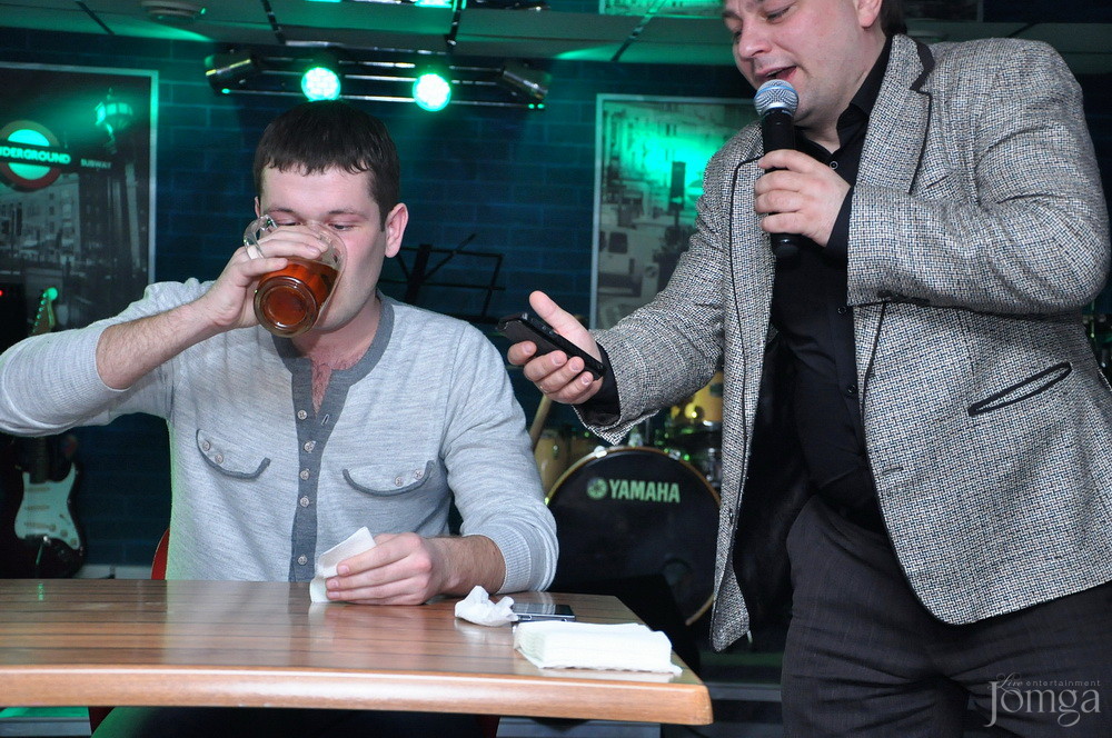 Фотография с Мокрая майка в Пятерочка