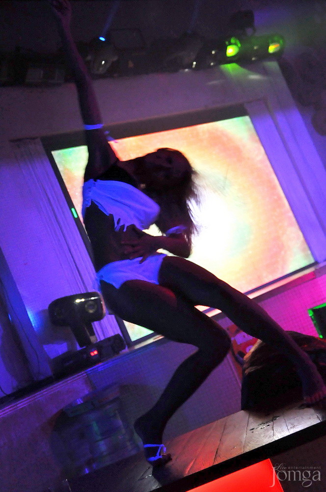 Фотография с Мокрая майка в Пятерочка