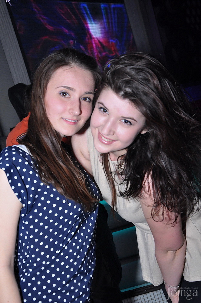 Фотография с Мокрая майка в Пятерочка