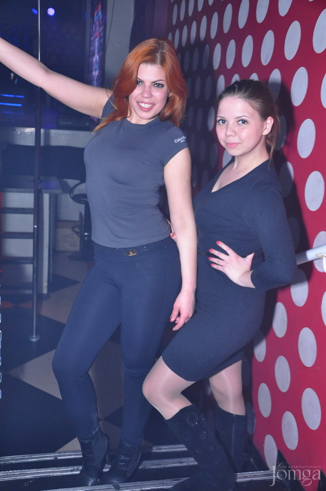 Фотография с Мокрая майка в Пятерочка