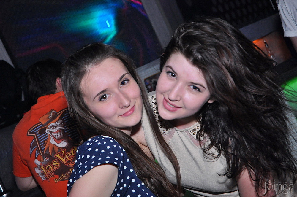 Фотография с Мокрая майка в Пятерочка