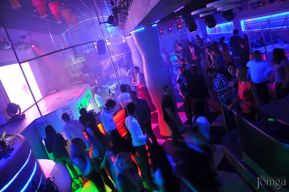 Фотография с Мокрая майка в Пятерочка