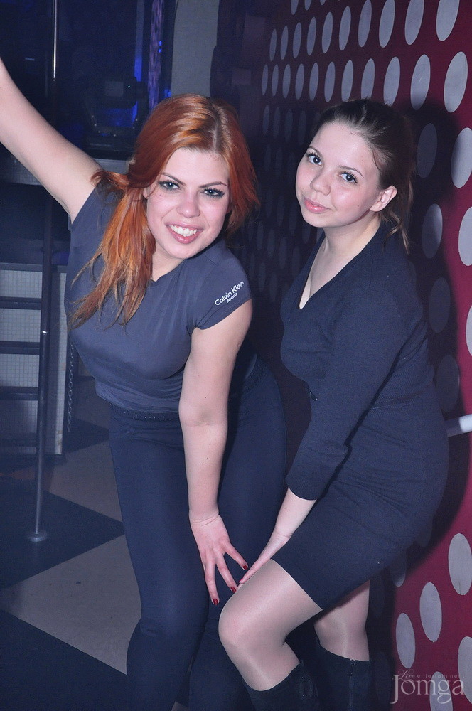 Фотография с Мокрая майка в Пятерочка