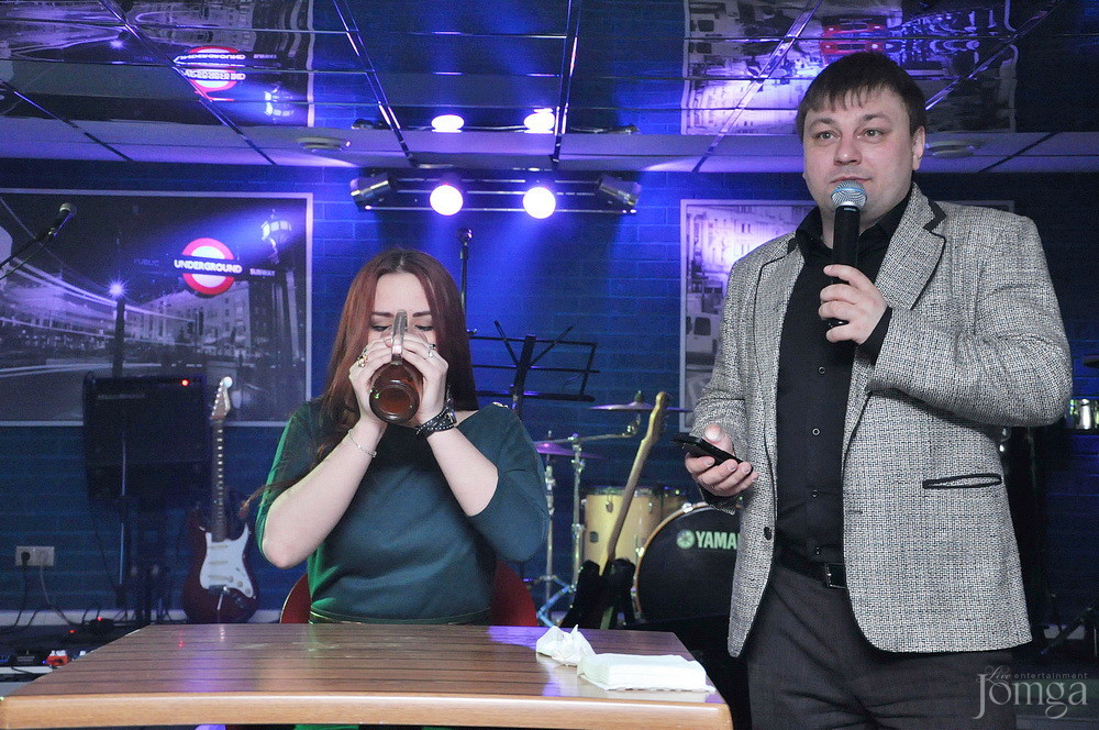 Фотография с Мокрая майка в Пятерочка