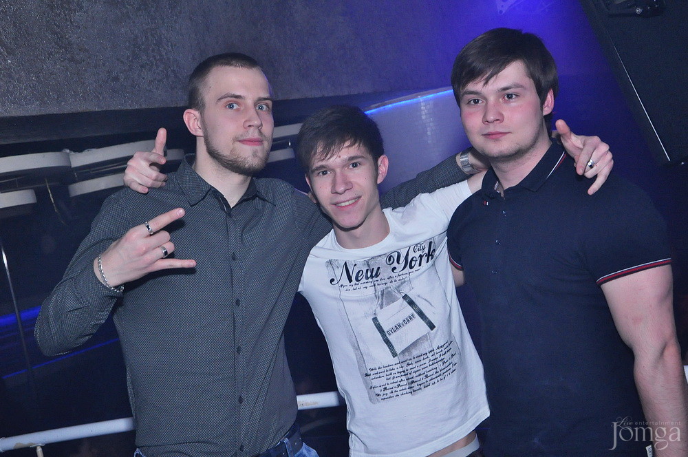 Фотография с Мокрая майка в Пятерочка