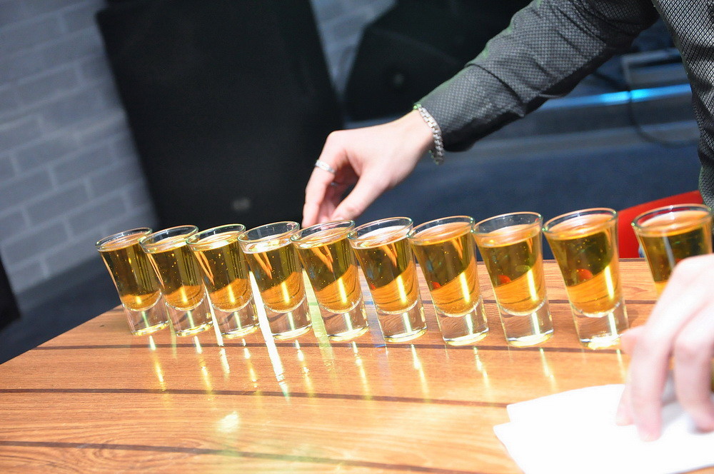 Фотография с Мокрая майка в Пятерочка