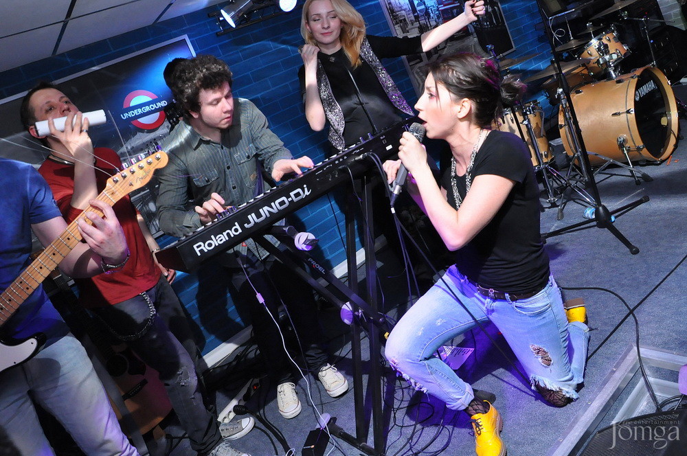 Фотография с Мураками в Пятерочка