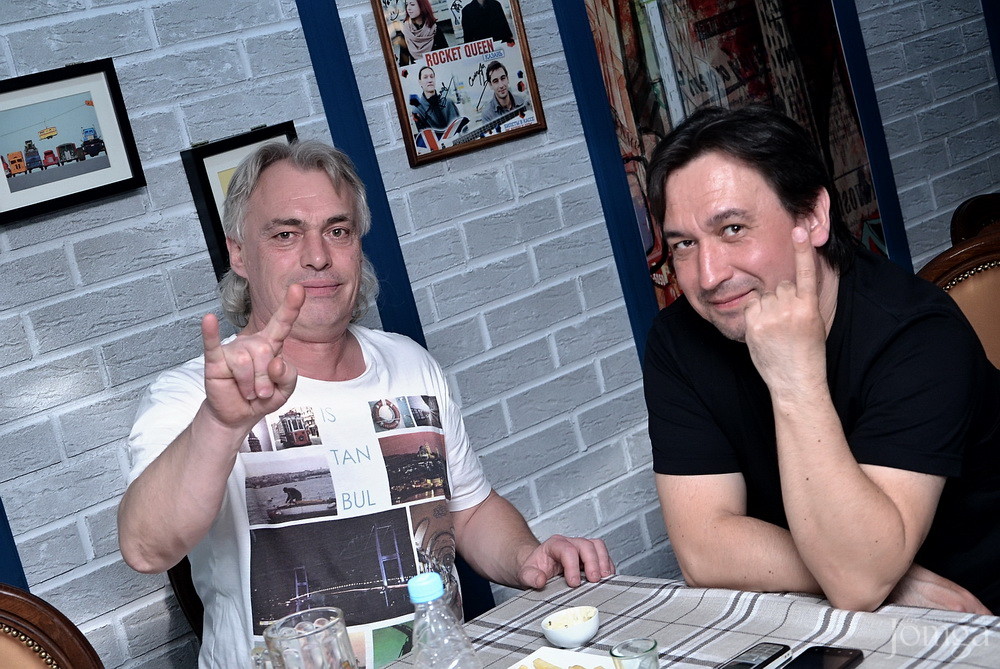 Фотография с гр. "Гродень" в Пятерочка