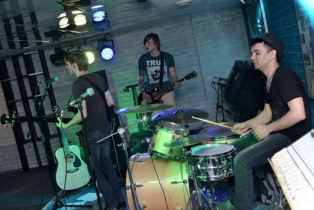 Фотография с гр. "ЭССЕ" в Пятерочка