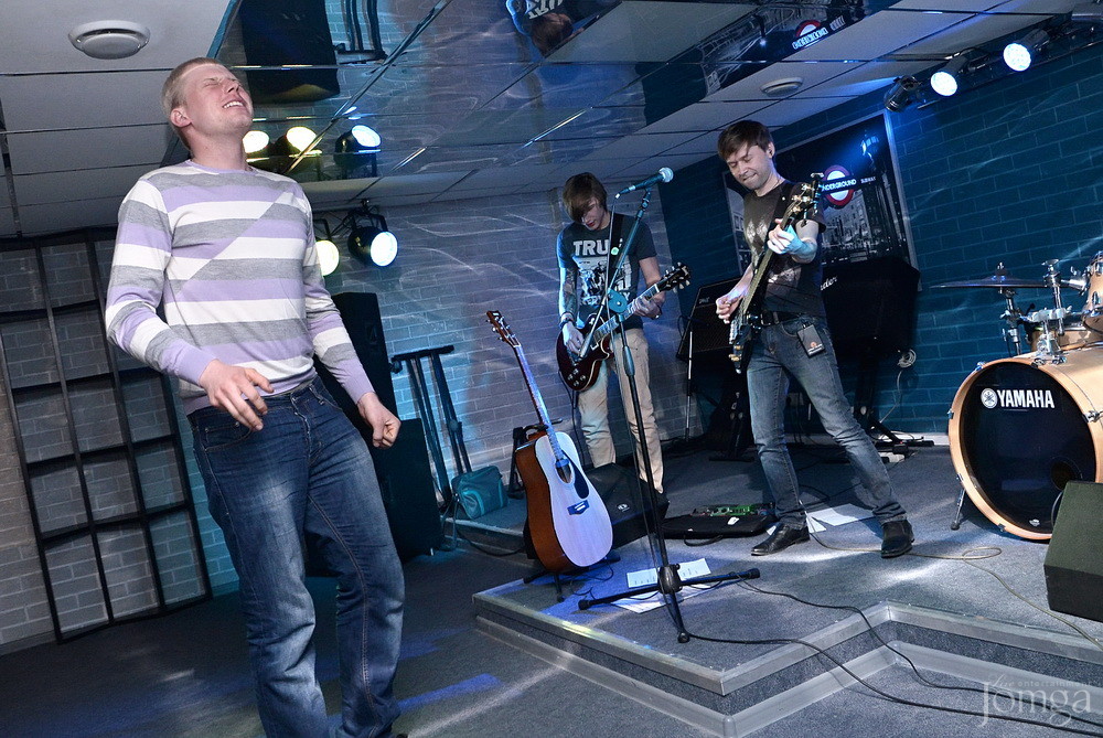 Фотография с гр. "ЭССЕ" в Пятерочка