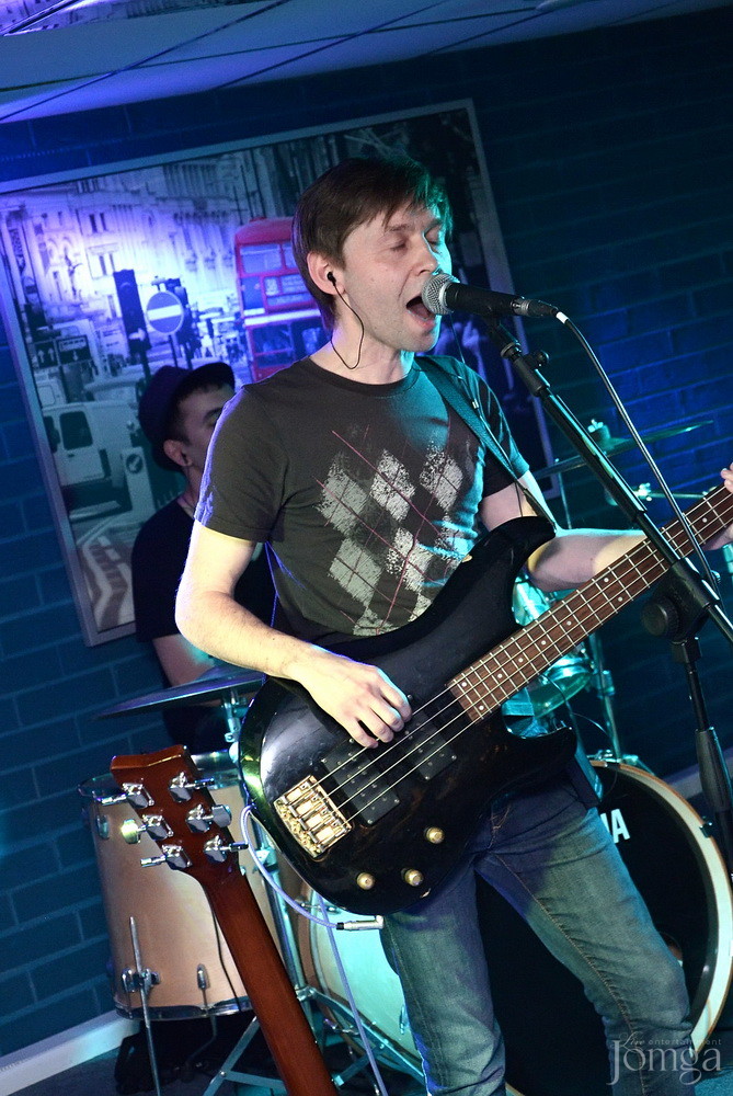 Фотография с гр. "ЭССЕ" в Пятерочка