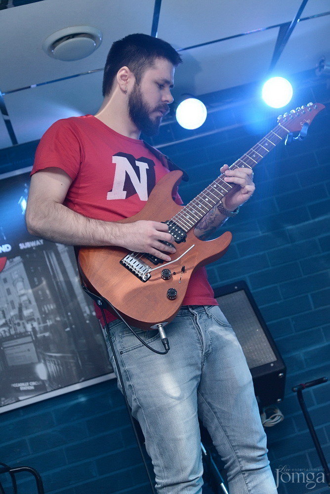 Фотография с гр. "Лагранж" в Пятерочка