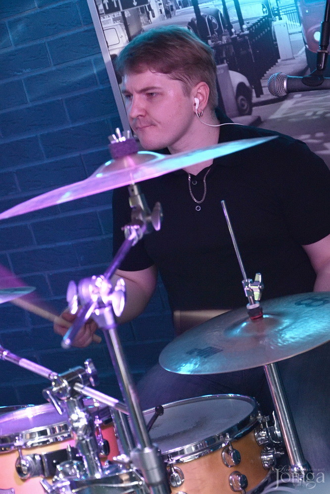 Фотография с гр. "Лагранж" в Пятерочка